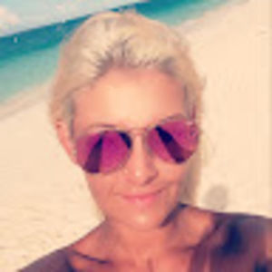 Meet your Posher, Cristina